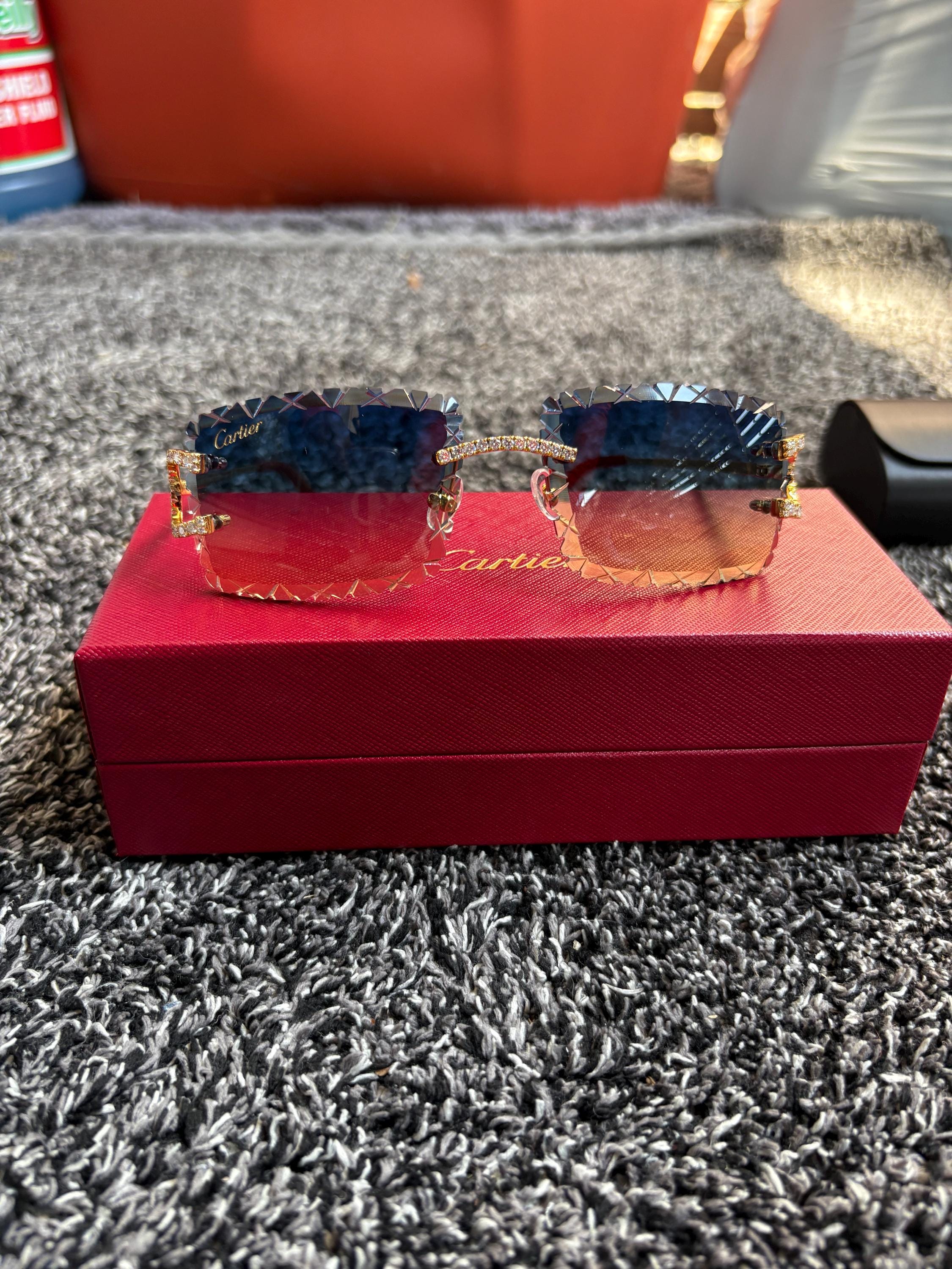 小物 only vintage sunglasses Cartier Style Cartier Model: Ct0541sa Size: 53-21-145