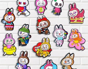 Kawaii Cartoon Shoe Charms, Monster Doll Shoe Decoration for Clogs Shoes Sandals and Bags, Party Favor Birthday Gifts for Kids Adults