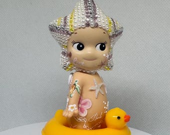 Pearled Starfish with Duck Floaty - Sonny Angel Custom
