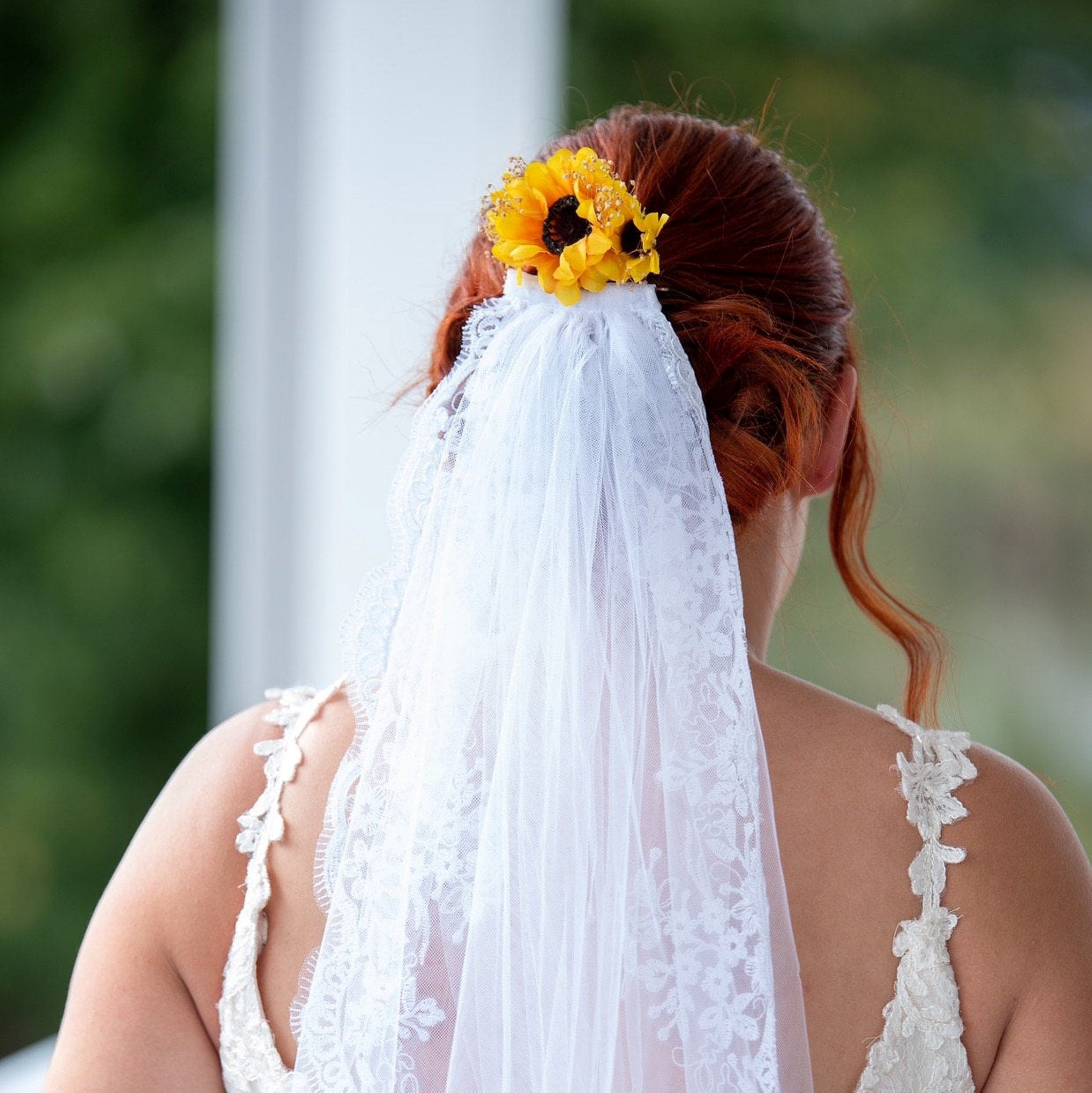 Short Hair Comb Bridal Veil Wedding Accessories Single-Layer Lace Applique  with Diamond Pure White Beige Wedding Dress Wedding Accessory - China Head  Ornament and Bridal Veil price