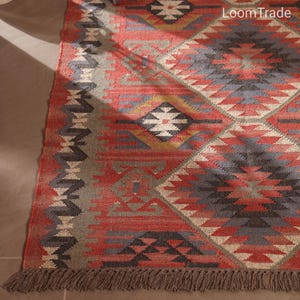 Kilim Rug, Handwoven, Wool and Jute Rug Handmade, Kilim Dhurrie Rug, Traditional Indian jute Area rug
wool jute kilim rug, navajo rug, wool jute rug, doormat rug, kilim runner rug, scandinavian rug, 5x7 bohemian rug, area rug, boho rug, handmade rug, kilim rug, turkish rug, wool rug