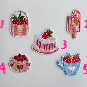 Strawberry Food Patch – Cute Embroidery Aufnäher Ice Pop Cake Wedding Cake Hot Drink Kawaii Iron On Patch for Jacket Bag DIY Gift Bild 2