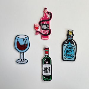 Wein Aufbügler Lustiges Weinglas Flasche Patch Geschenk für Weinliebhaber DIY Iron-On Applique Stickerei Rotwein Party Humor Wine Glass