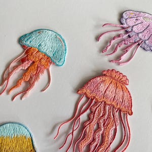 Jellyfish Embroidery Patch Sea Creatures Maritime Looks Iron-on Clothing Jacket Sea Decor Sea Life Medusa Beach image 3
