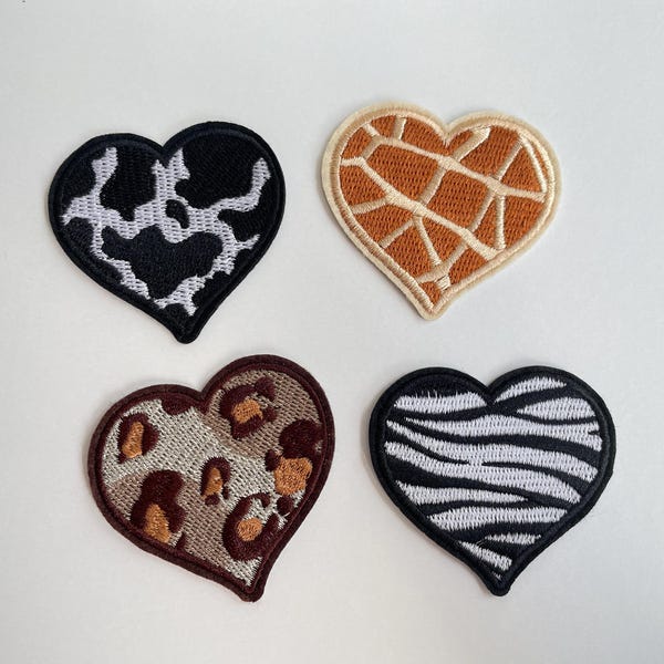 Animal Pattern Heart Patch Animal Print Patch Zebra Cow Leopard Giraffe for Denim Jacket Backpack DIY Clothing Accessories 2025 Autumn Winter