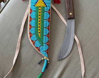 Messchede van suède met kralen: Lakota Sioux-stijl
