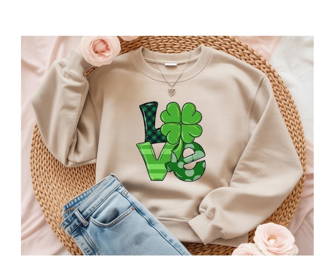 St. Patricks Day- Love Shamrock Crewneck Sweatshirt