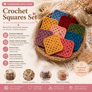 Puede incluir: Un conjunto de diez cuadrados de ganchillo en colores variados que incluyen azul, amarillo, rojo, verde, rosa y morado, dispuestos en una cesta redonda tejida. Cada cuadrado presenta un diseño granny clásico de 8,5 cm por 8,5 cm.