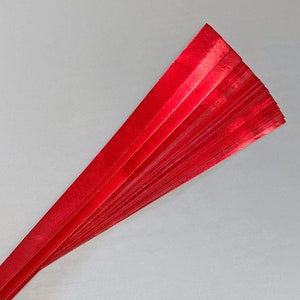 Lucky Stars Paper Strips: Red Foil. (100 strips)