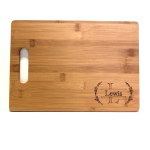 Personalized Bamboo Cutting Board with Laser Engraved Design - Kitchen must have