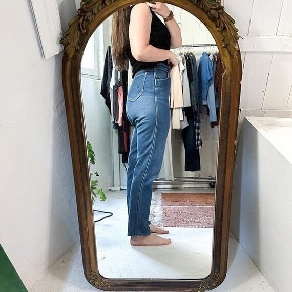 Vintage Lee's Super Worn High Waist Size 30 - image 10