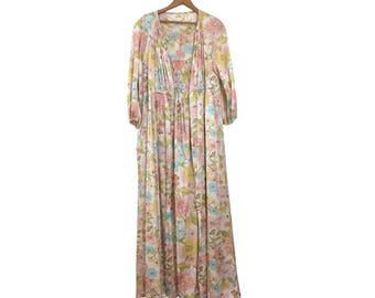 Vintage 70s Vanity Fair Rare Peignoir Set Floral Pastel Nylon - S/M/L