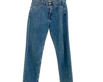 Vintage 90's Levi's 505 Regular Fit Jeans / Made in Colombia / 100% Cotton