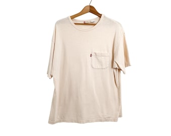 Vintage 90's Levi's Pocket T-Shirt Cream Cotton Distressed - Large
