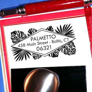 Tropische bladeren adres stempel, aangepaste tropische stempel, geometrische tropische blad, Monstera blad, palmvarenblad, palmblad, tropische bruiloft stempel