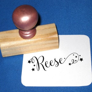 Sternnamenstempel, Kinderstempel mit Sternschrift, Holzgriff oder vielen Farboptionen