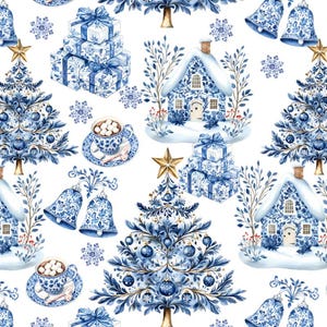 Op de afbeelding: Een herhalend patroon met blauwe en witte kerstillustraties. Het ontwerp omvat kerstbomen, huizen, geschenkdozen, bellen, sneeuwvlokken en kopjes warme chocolademelk. Het kunstwerk heeft een gedetailleerde, handgeschilderde stijl met een feestelijk thema.