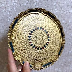 Vintage Italian Florentine Tray decorative craft 9.5“ Handmade gilded gold red blue pattern antique style European classical Rococo Baroque