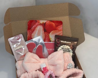 Luxury Pamper Gift Box for Women: Birthday Relaxation Set