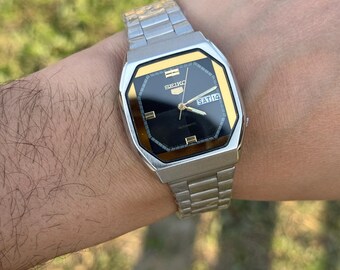 Vintage Seiko 5 Automatic | Black Square Designs Dial Gold Accent