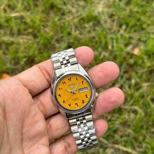 Seiko 5 Automatic Arabic Dial | Vintage Refurbished 17 Jewels Stainless Steel Watch | Japan Day-Date Mustard dial watch | 7009 movement