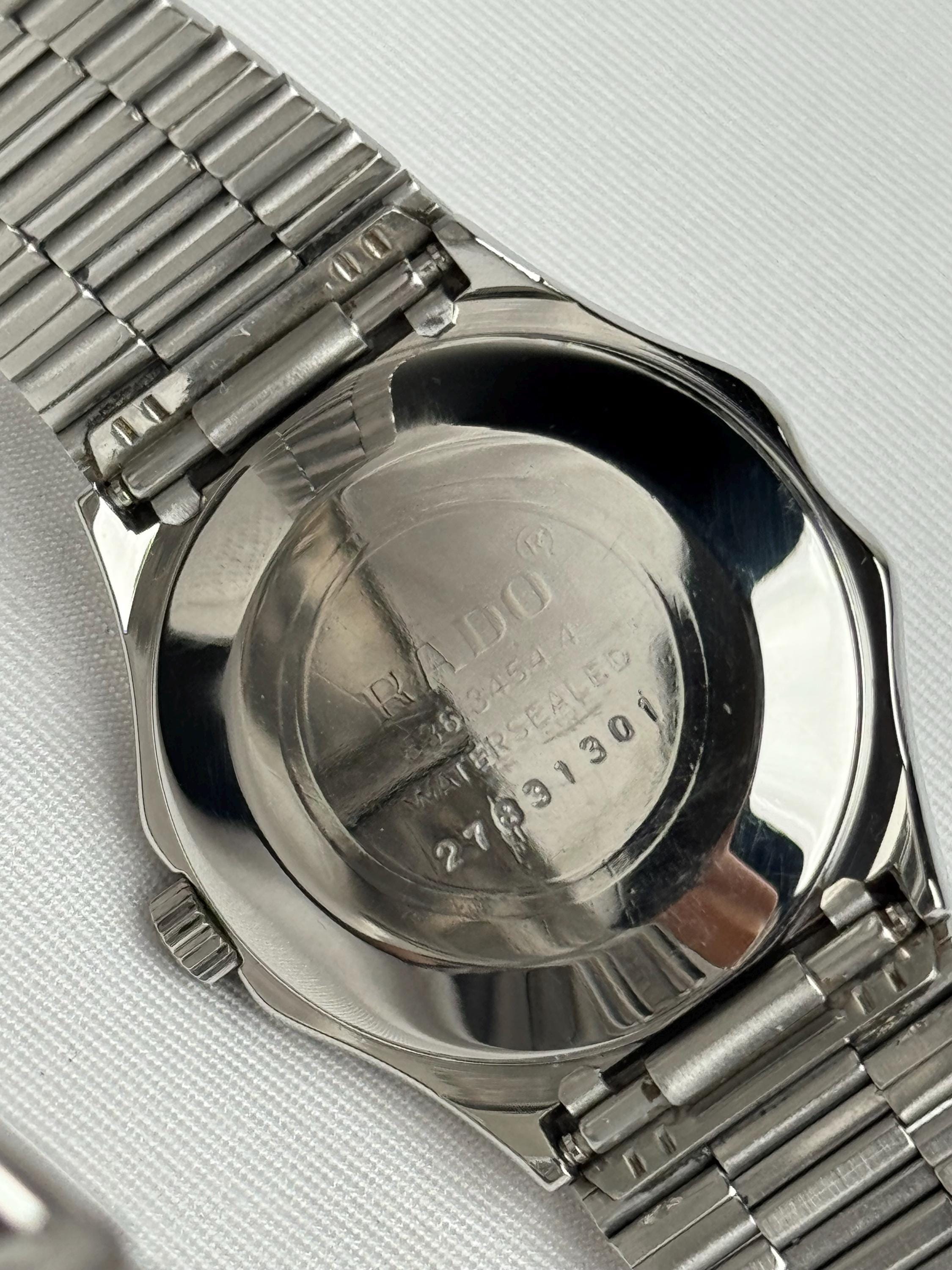 ヴィンテージ ラドー ボイジャー デイデイト オートマチック — スイス