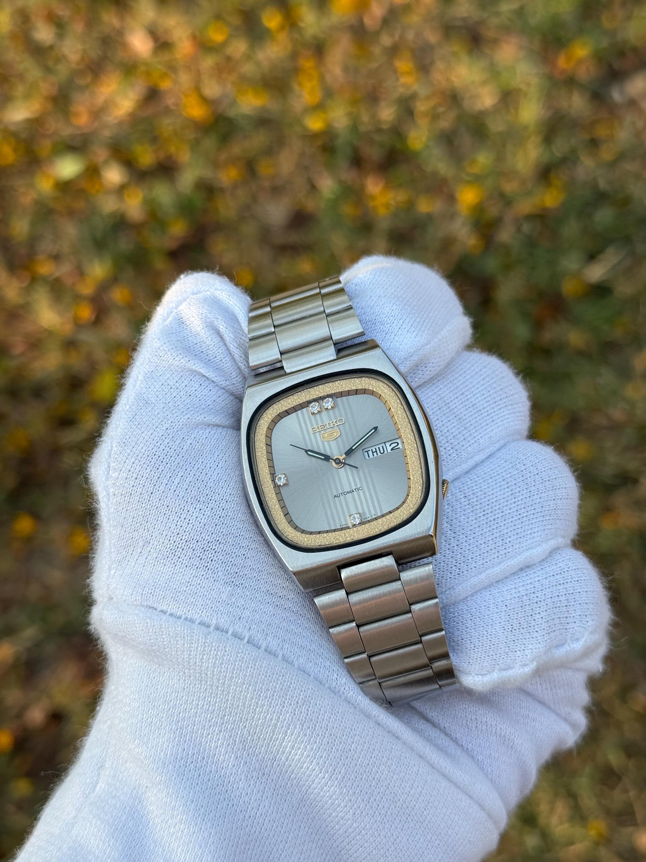 Vintage Seiko 5 Automatic 6309 – Silver Dial, Diamond Style