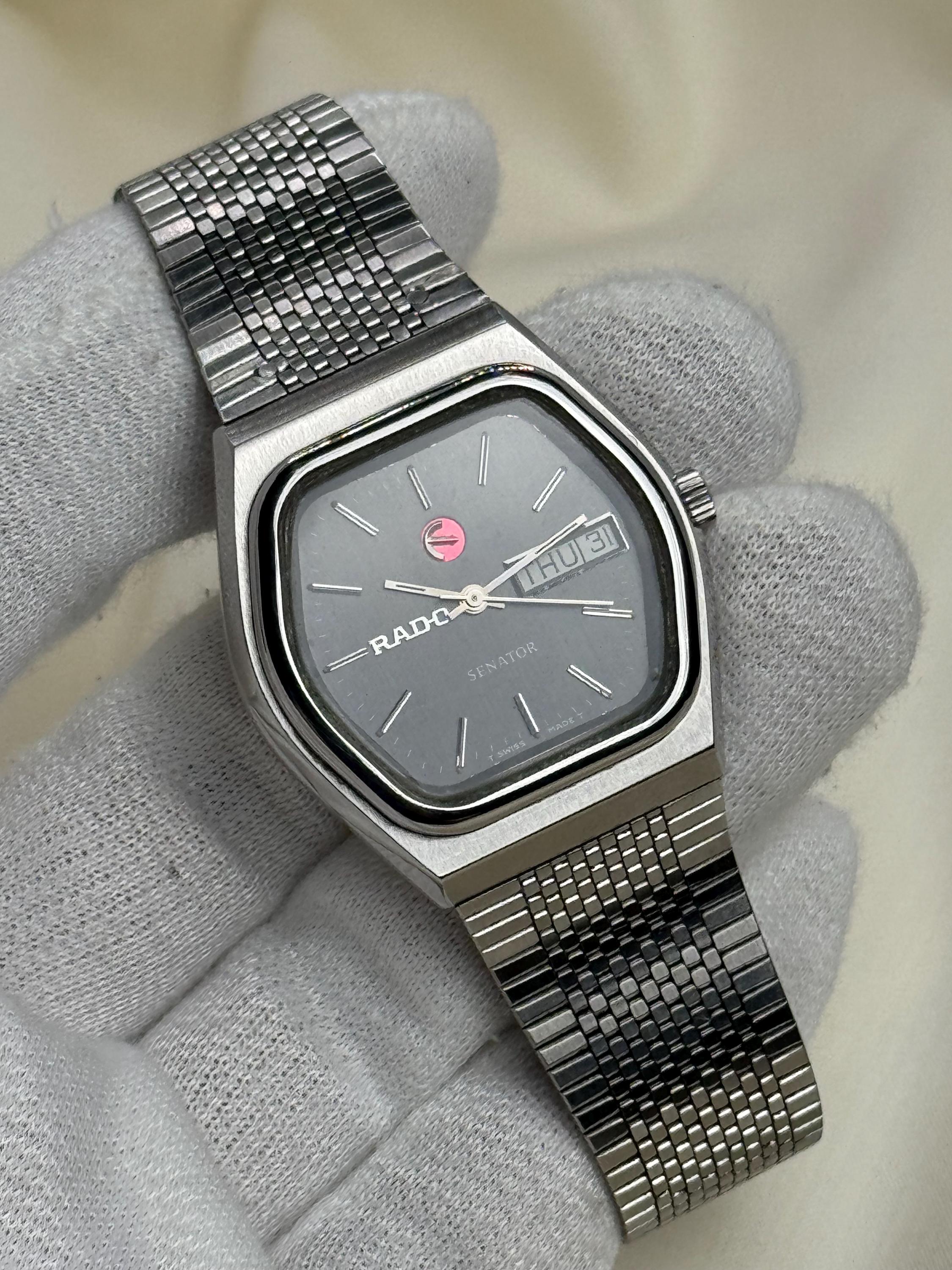 Vintage RADO Senator Automatic Watch: Swiss Made Stainless Steel