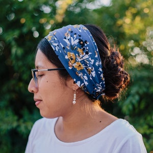 Blue & Mustard Floral – 10.5" Women's Stretch Knit Expandable Convertible Headcovering / Headwrap / Headband
