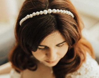 Large Pearl Bridal Headband, Big Pearl Wedding Accessories, Pearl Headband for Brides