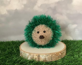 Christmas Hedgehog chocolate orange cover knitting pattern