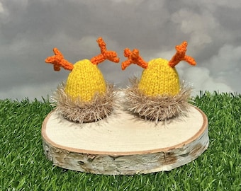 Chick in Nest creme egg  cover knitting pattern