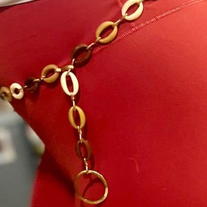 Gold-Tone Red Statement Link Belt Gold Tone Chain Belt Round Red Gem Concho S M Wide Statement  main image 4