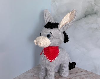 Amigurumi Esel Häkelanleitung PDF – Bauernhof Tier mit Bandana