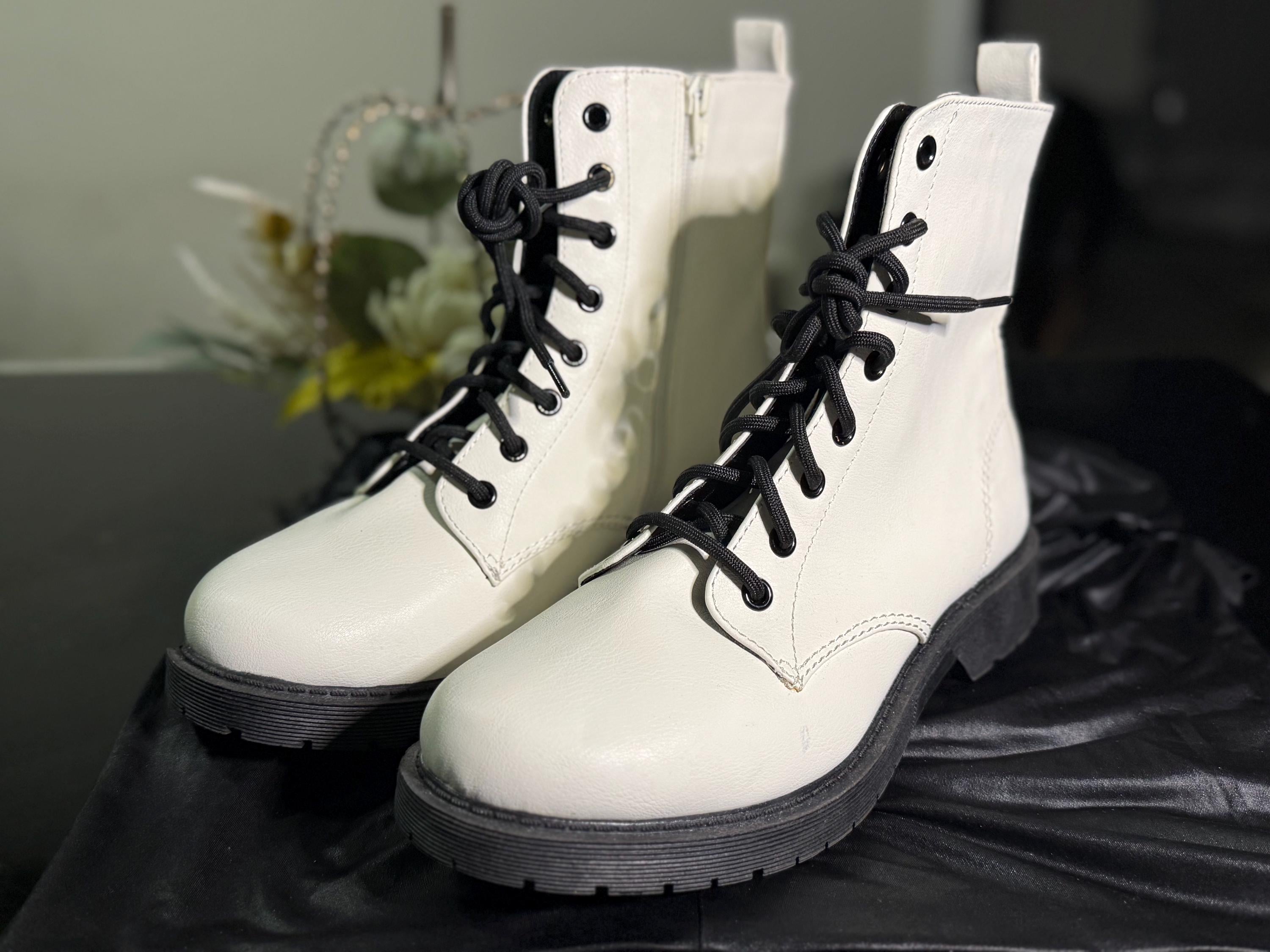 White Lace Boots - Etsy