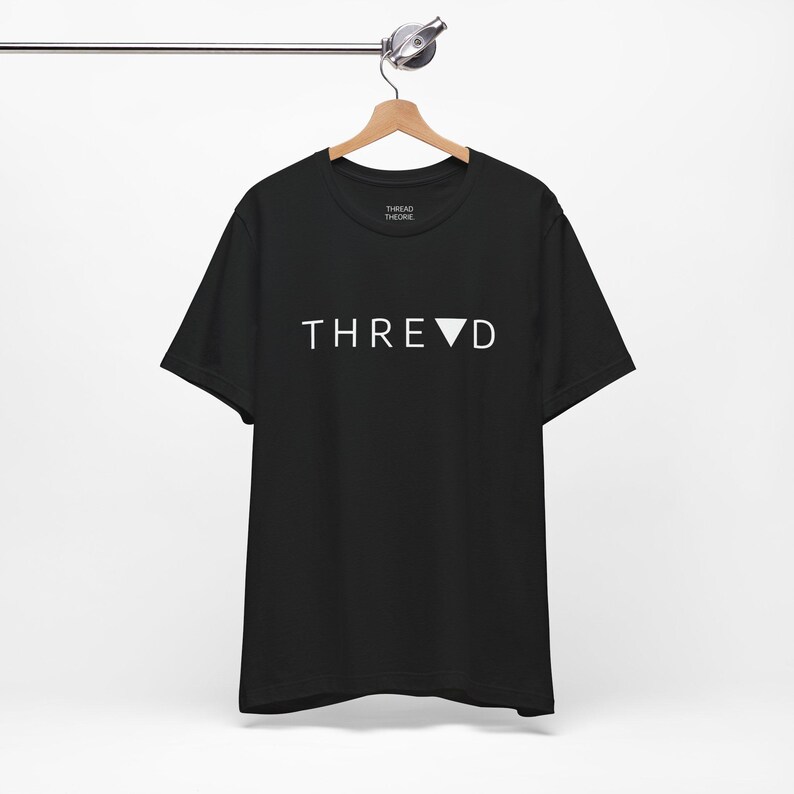 THREVD Minimal Graphic Tee | Modern Minimalist T-shirt - Etsy UK