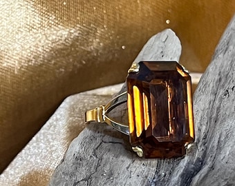 Vintage Avon Statement Ring | Emerald Cut Amber Glass Stone, Gold Tone Cocktail Ring
