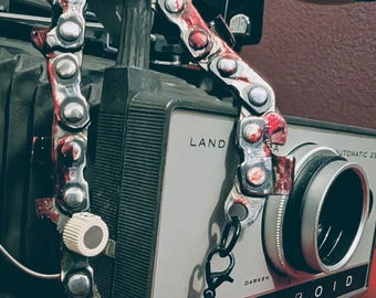 Horror spooky Halloween jewelry. Texas chainsaw massacre themed.