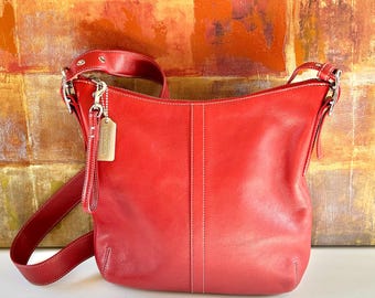 極上ヴィンテージ COACH 9326 バッグ レッド レガシー スリム ダッフル クロスボディ ショルダー ニッケル