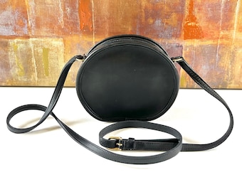 Vintage Coach Canteen 9982 Dark Navy Blue Leather Brass Crossbody