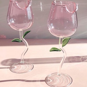 Rose Shaped Wine Glass – Handmade Floral Wine Glass, Elegant Flower Barware, Unique Personalized Glass for Wine Lovers & Gifts