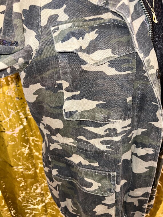 Beautiful Unique Army Iridescent Sequins Jacket - image 4