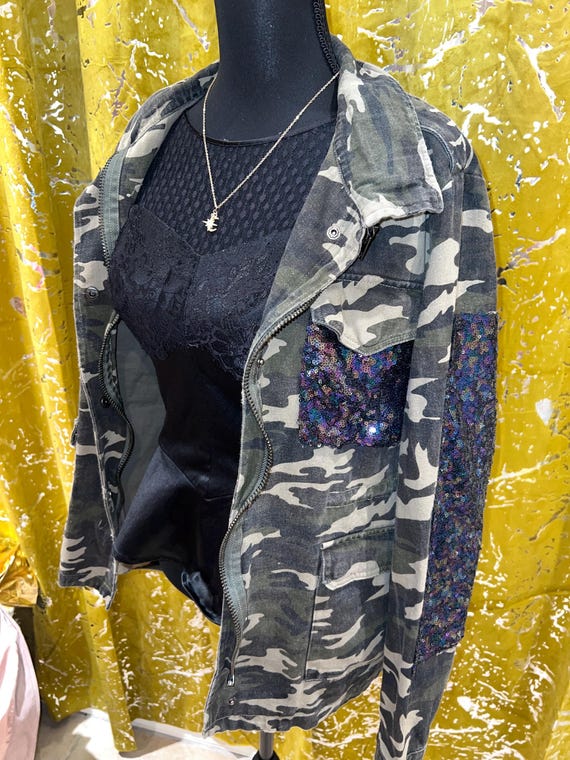 Beautiful Unique Army Iridescent Sequins Jacket - image 10