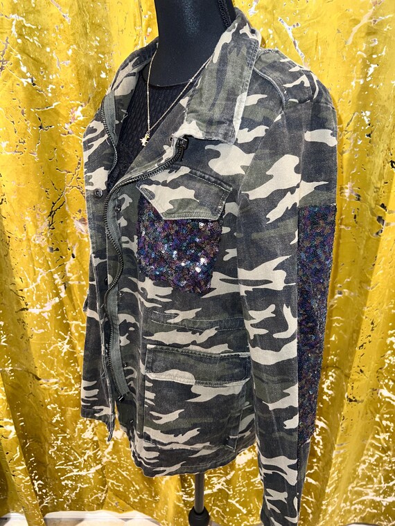Beautiful Unique Army Iridescent Sequins Jacket - image 7