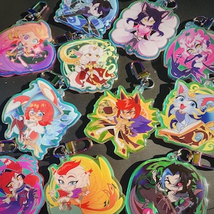 LEAGUE OF LEGENDS Fan Acrylic Keychains 2,5&quot; • Sett, Kayn, Zoe, Soraka, Aphelios, Aurora, Yuumi, Xayah, Rakan, Ahri, Evelynn