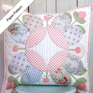 Sew Bloomin' Cute PAPER Pattern by Cotton Berry Quilts - Pillow Pattern - Paper Pattern - Quilted Pillow Pattern - Flower Pattern