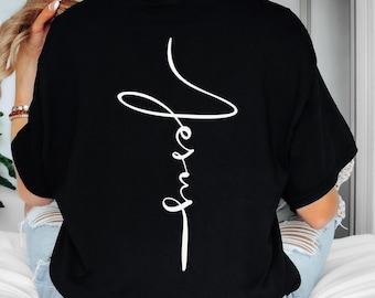 Camiseta cristiana de moda con cruz grunge, mensaje cristiano: Jesús es el camino, confía en el Señor, camiseta de nuevo, regalo de alabanza y adoración.