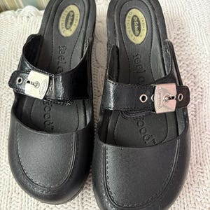 Dr Scholls black rubber mules SZ 7