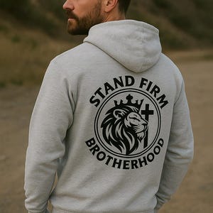 Inspirerande Brotherhood Hoodie - Unisex Heavy Blend™ Hoodie | RISE LEAD SERVE | Motiverande gåva, Laganda, Gemenskap [...]