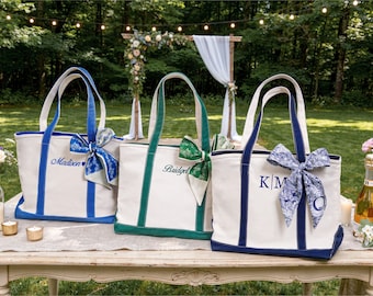 Custom Canvas Tote Bag, Bridesmaid Gift, Embroidered Canvas Tote Bag, Personalized Tote Bag with Initials, Bachelorette Gift, Gift for Her